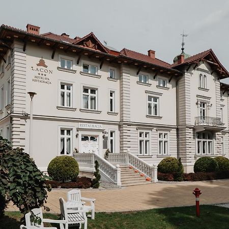 Palac Lacon Kazimierza Wielka 외부 사진
